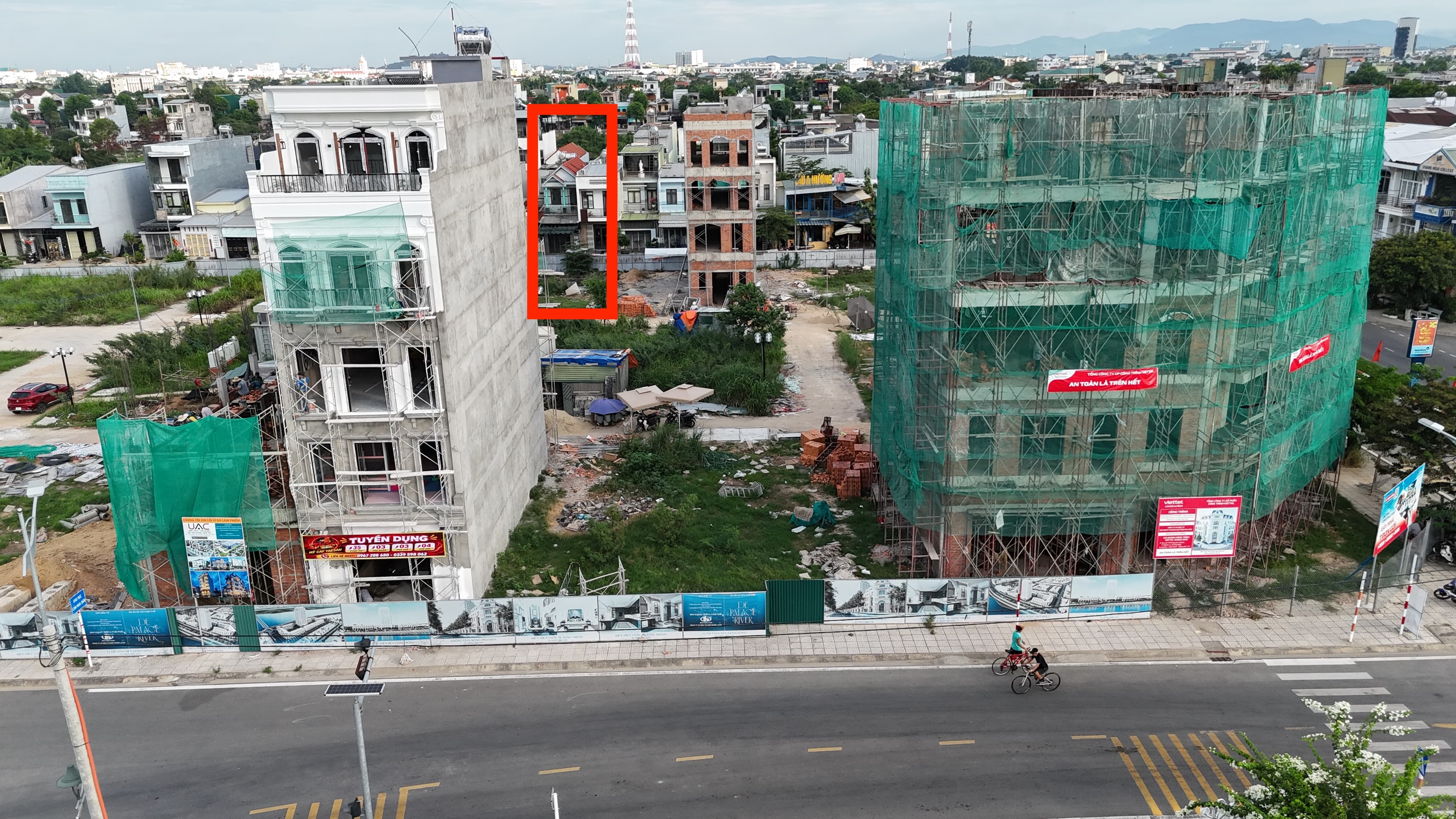 BÁN 1 CẶP SHOPHOUSE ĐƯỜNG THÀNH THÁI KĐT NAM SÔNG TRÀ QUẢNG NGÃI